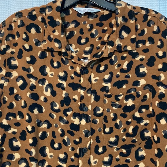 Men’s casual button down shirt - Picture 2 of 5